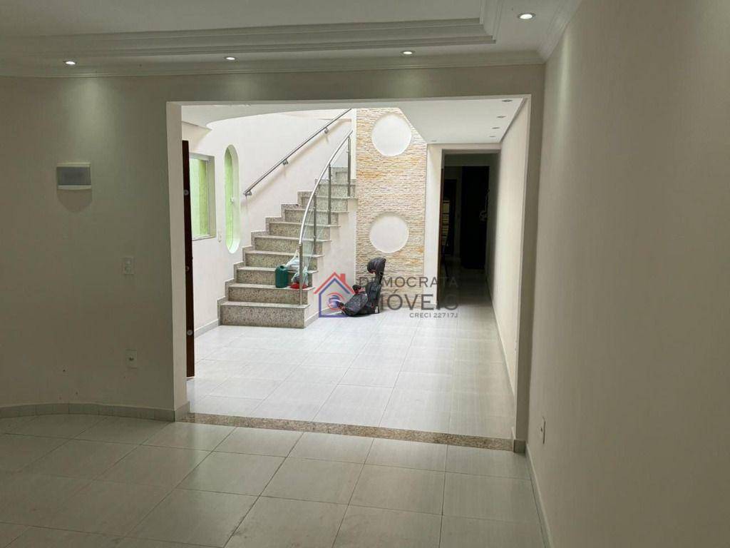 Sobrado à venda com 4 quartos, 264m² - Foto 33