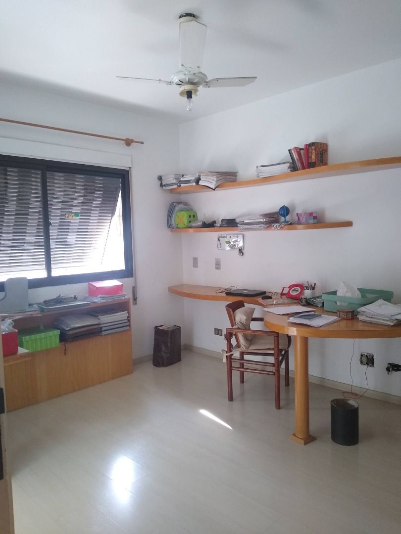 Apartamento à venda com 3 quartos, 211m² - Foto 38