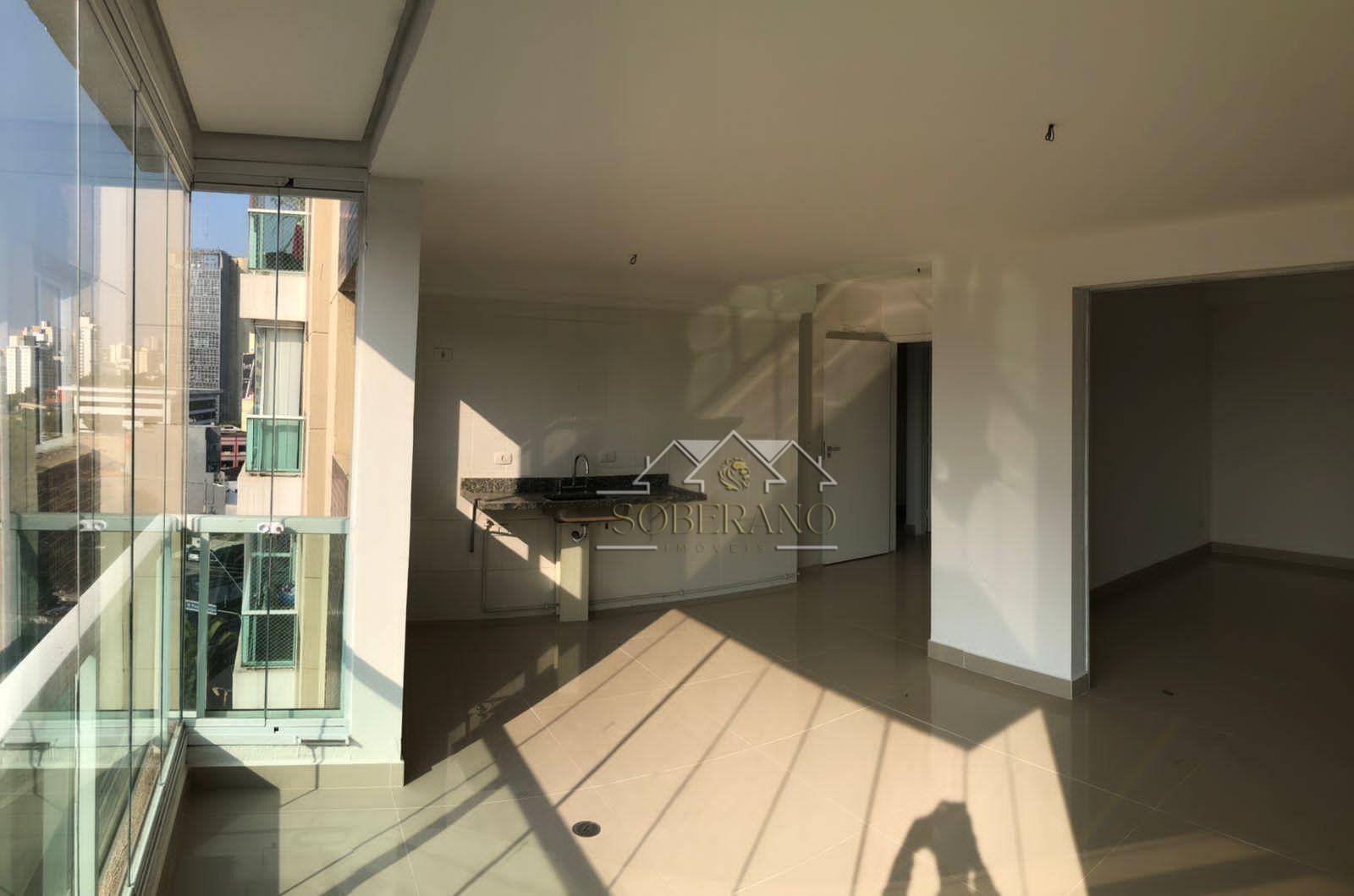 Apartamento à venda com 3 quartos, 130m² - Foto 2