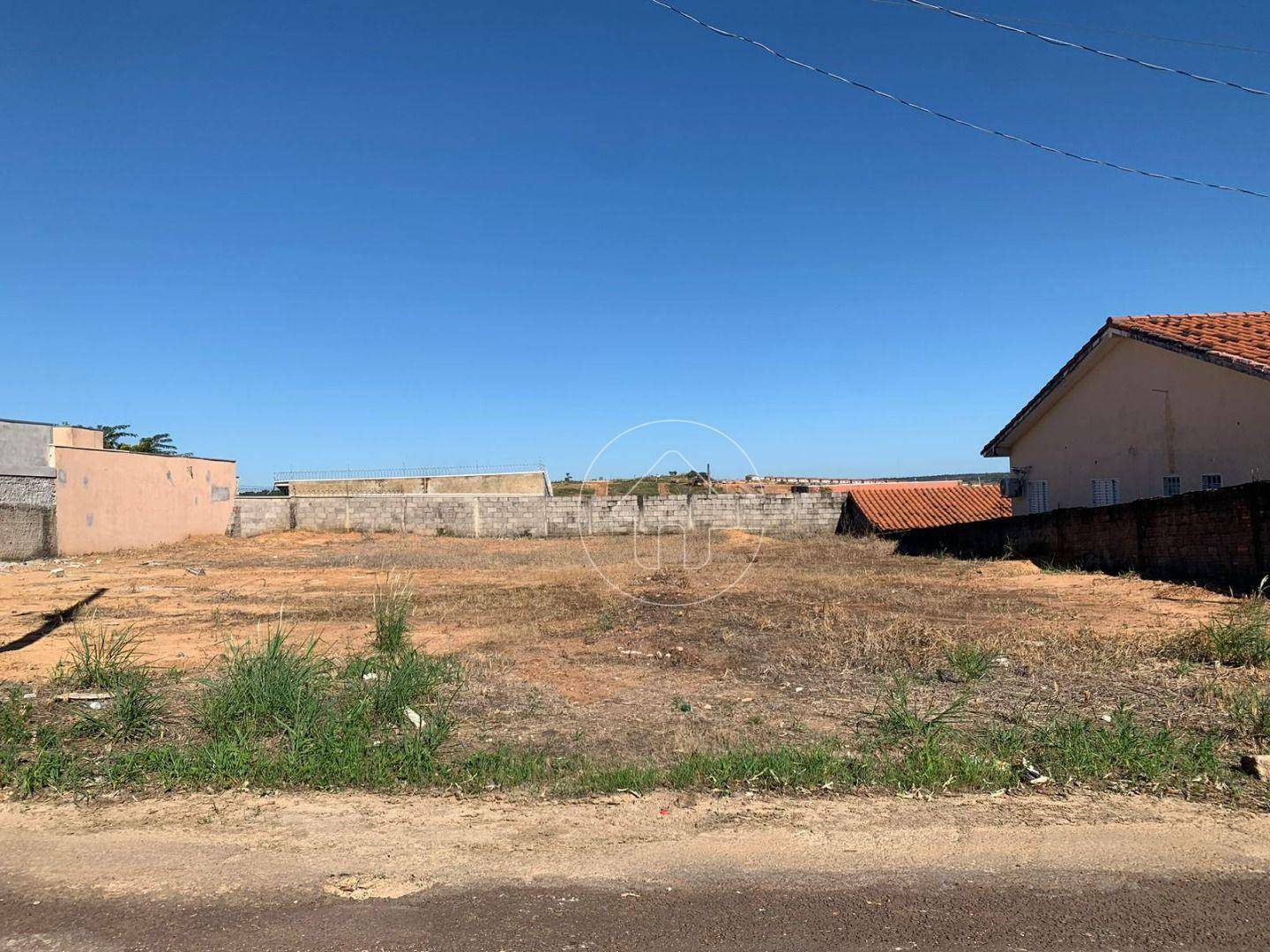 Terreno à venda, 360M2 - Foto 1