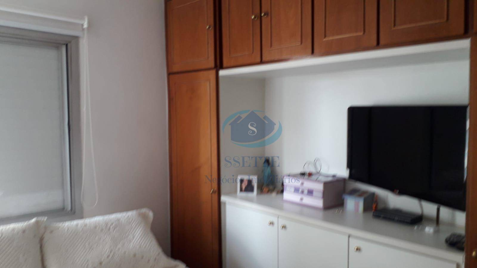 Apartamento à venda com 3 quartos, 76m² - Foto 11