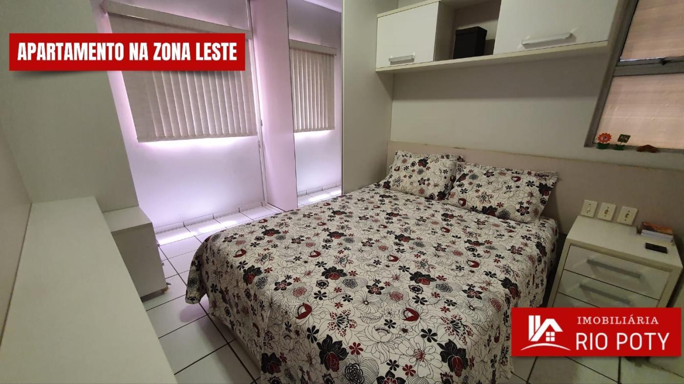 Apartamento à venda com 3 quartos, 69m² - Foto 14