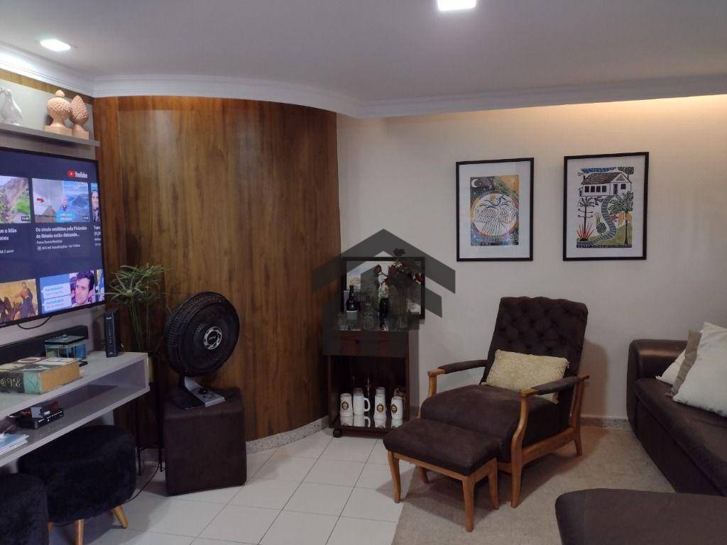 Apartamento à venda com 4 quartos, 194m² - Foto 15