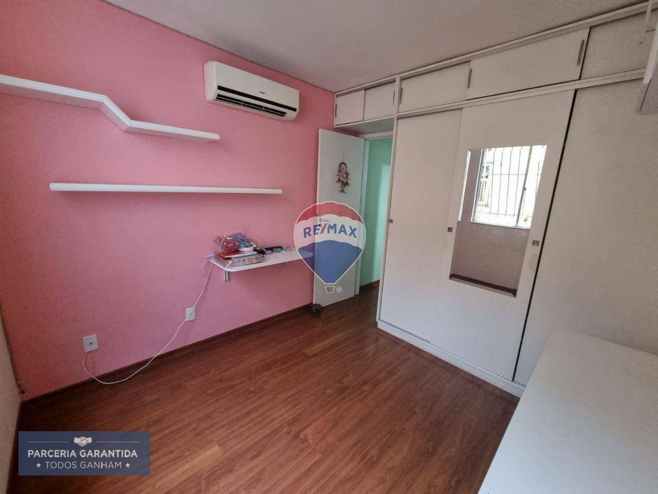 Apartamento à venda com 2 quartos, 64m² - Foto 10