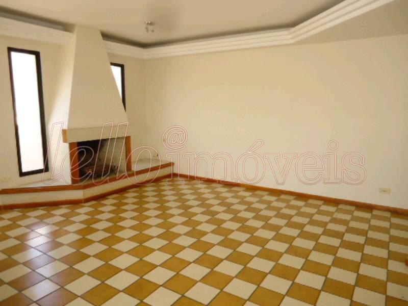 Apartamento para alugar com 3 quartos, 200m² - Foto 13