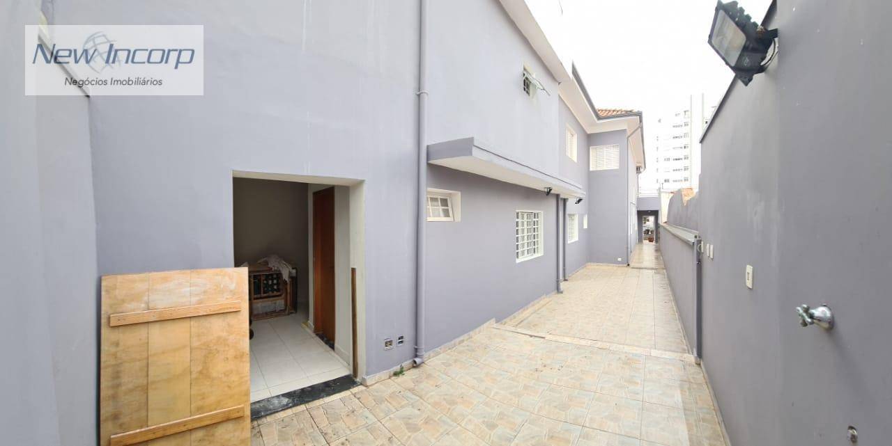 Casa à venda com 4 quartos, 200m² - Foto 11