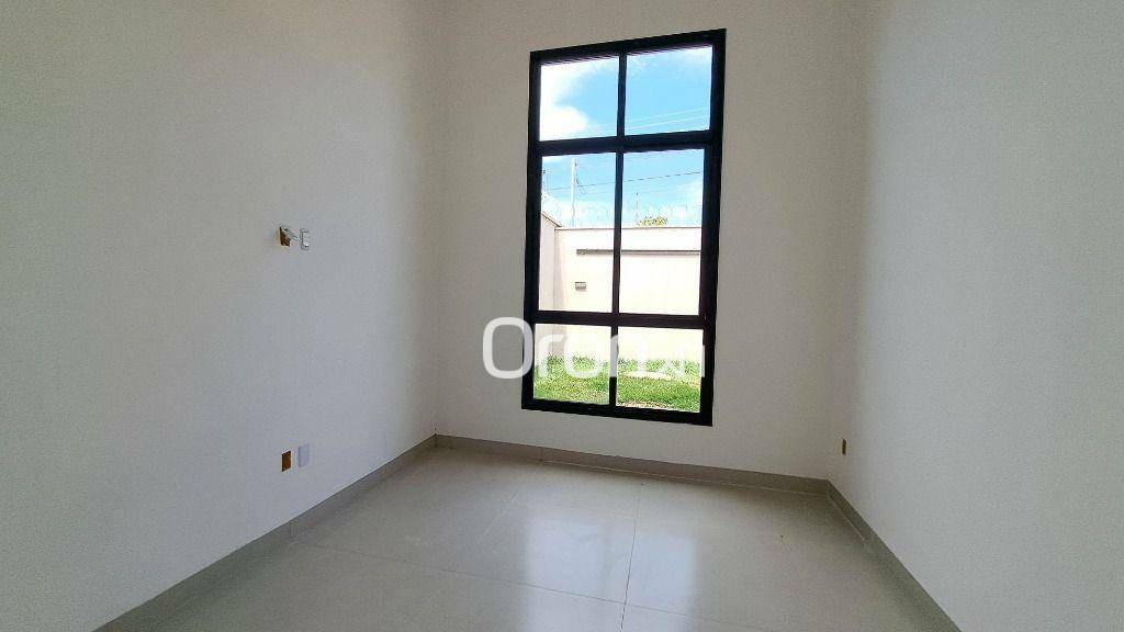 Casa à venda com 3 quartos, 110m² - Foto 2