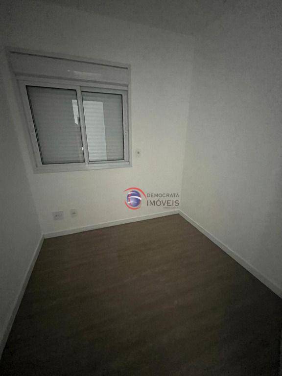 Apartamento à venda com 2 quartos, 47m² - Foto 2