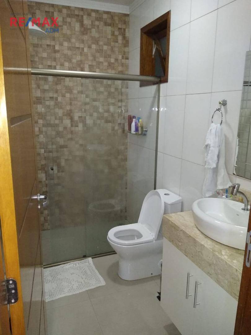 Casa à venda com 3 quartos, 210m² - Foto 13