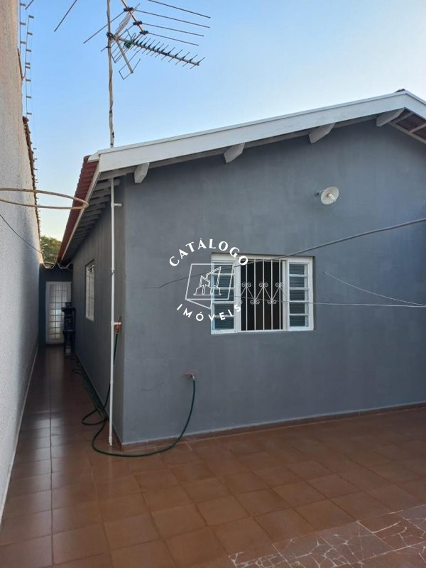 Casa à venda com 4 quartos, 250m² - Foto 16