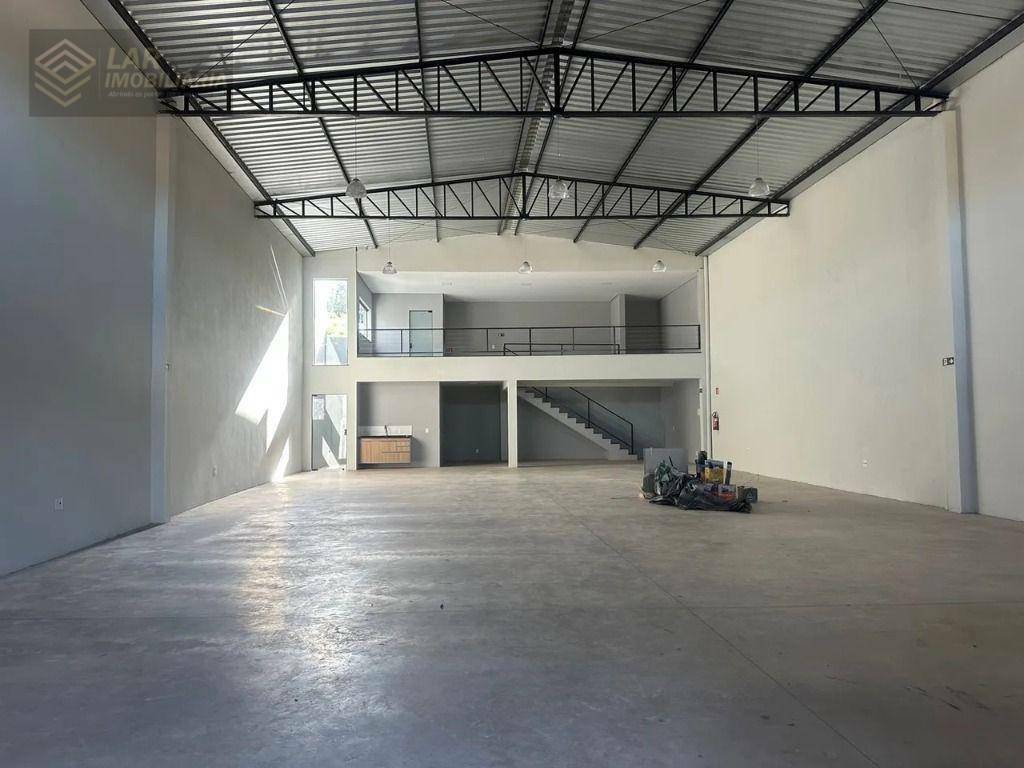 Depósito-Galpão-Armazém para alugar, 345m² - Foto 1