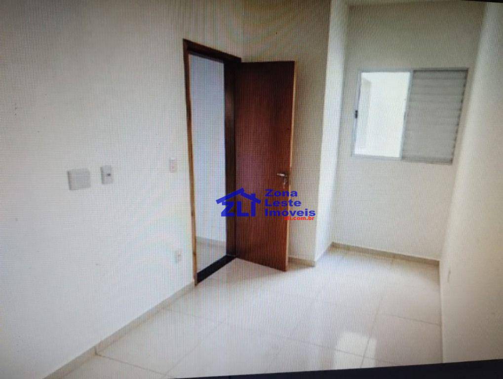 Apartamento à venda com 2 quartos, 34m² - Foto 4