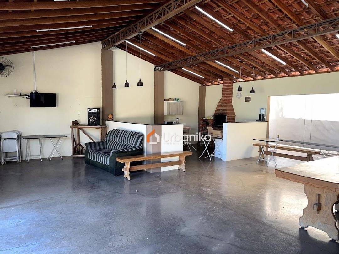 Chácara, 3 quartos, 884 m² - Foto 7