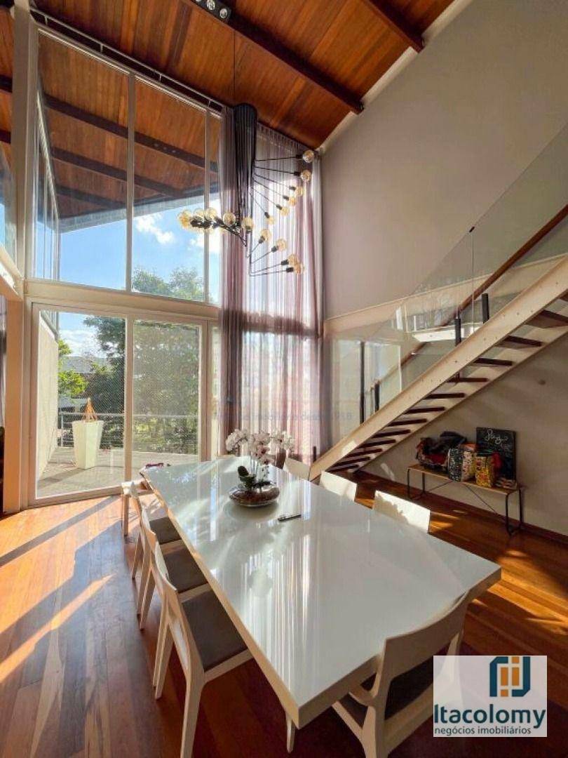 Casa de Condomínio à venda com 3 quartos, 530m² - Foto 4