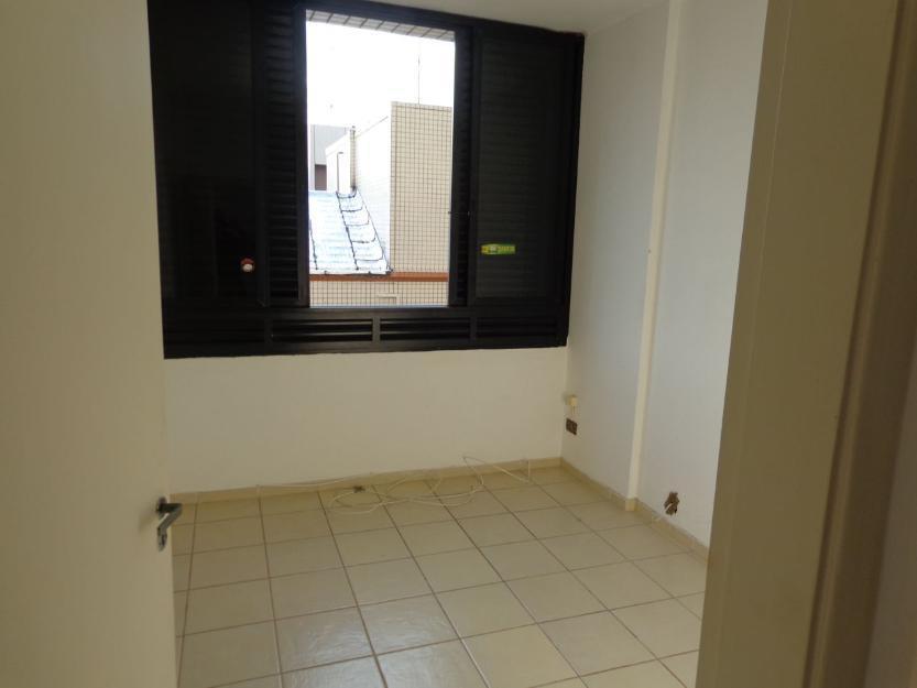 Apartamento à venda com 2 quartos, 82m² - Foto 11