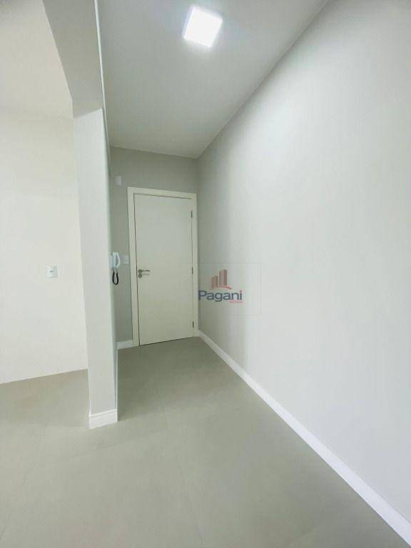 Apartamento à venda com 3 quartos, 79m² - Foto 15