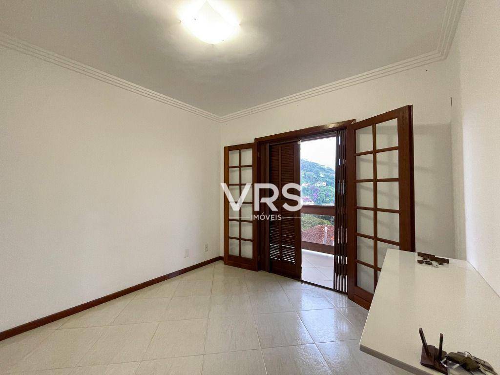 Casa à venda com 4 quartos, 195m² - Foto 28