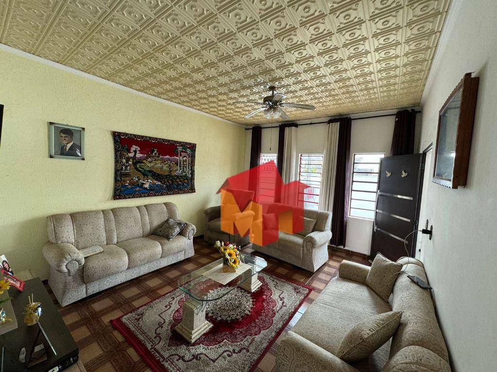 Casa à venda com 3 quartos, 142m² - Foto 4