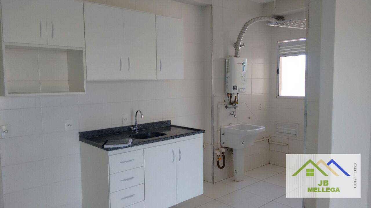 Apartamento à venda com 2 quartos, 60m² - Foto 4