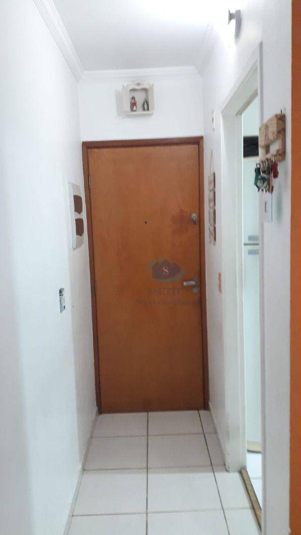 Apartamento à venda com 2 quartos, 52m² - Foto 11