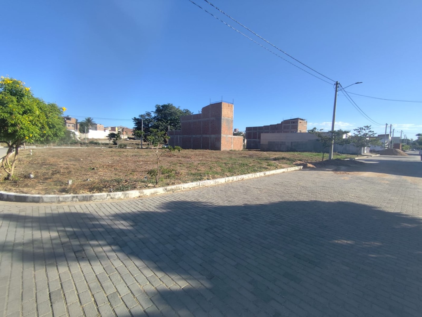 Terreno à venda, 204m² - Foto 3