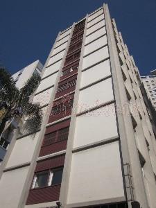 Apartamento para alugar com 3 quartos, 140m² - Foto 9