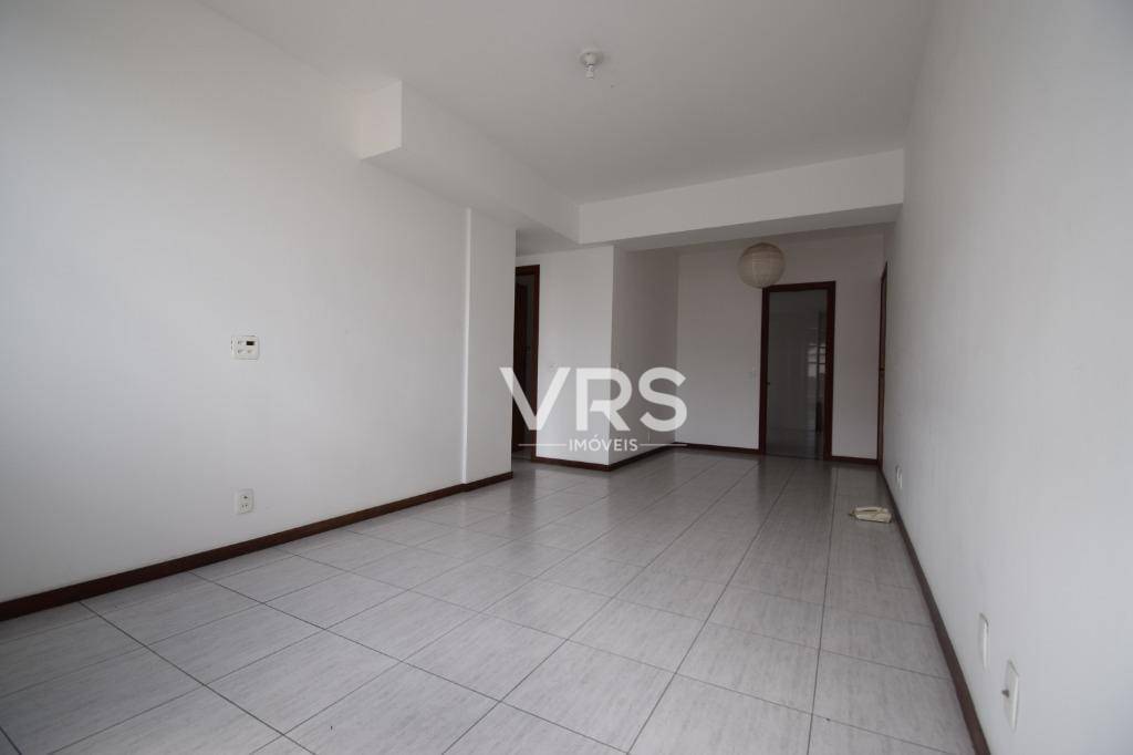 Apartamento à venda e aluguel com 2 quartos, 67m² - Foto 3