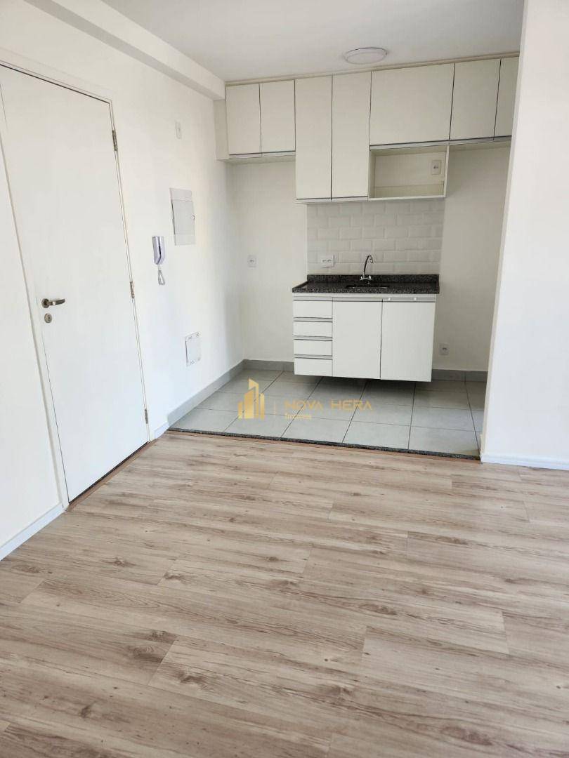 Apartamento à venda com 2 quartos, 44m² - Foto 11