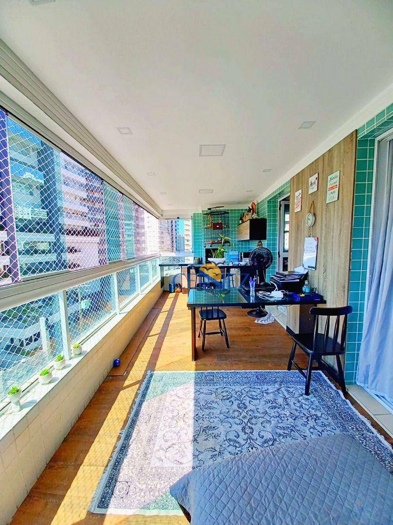 Apartamento à venda com 3 quartos, 137m² - Foto 6