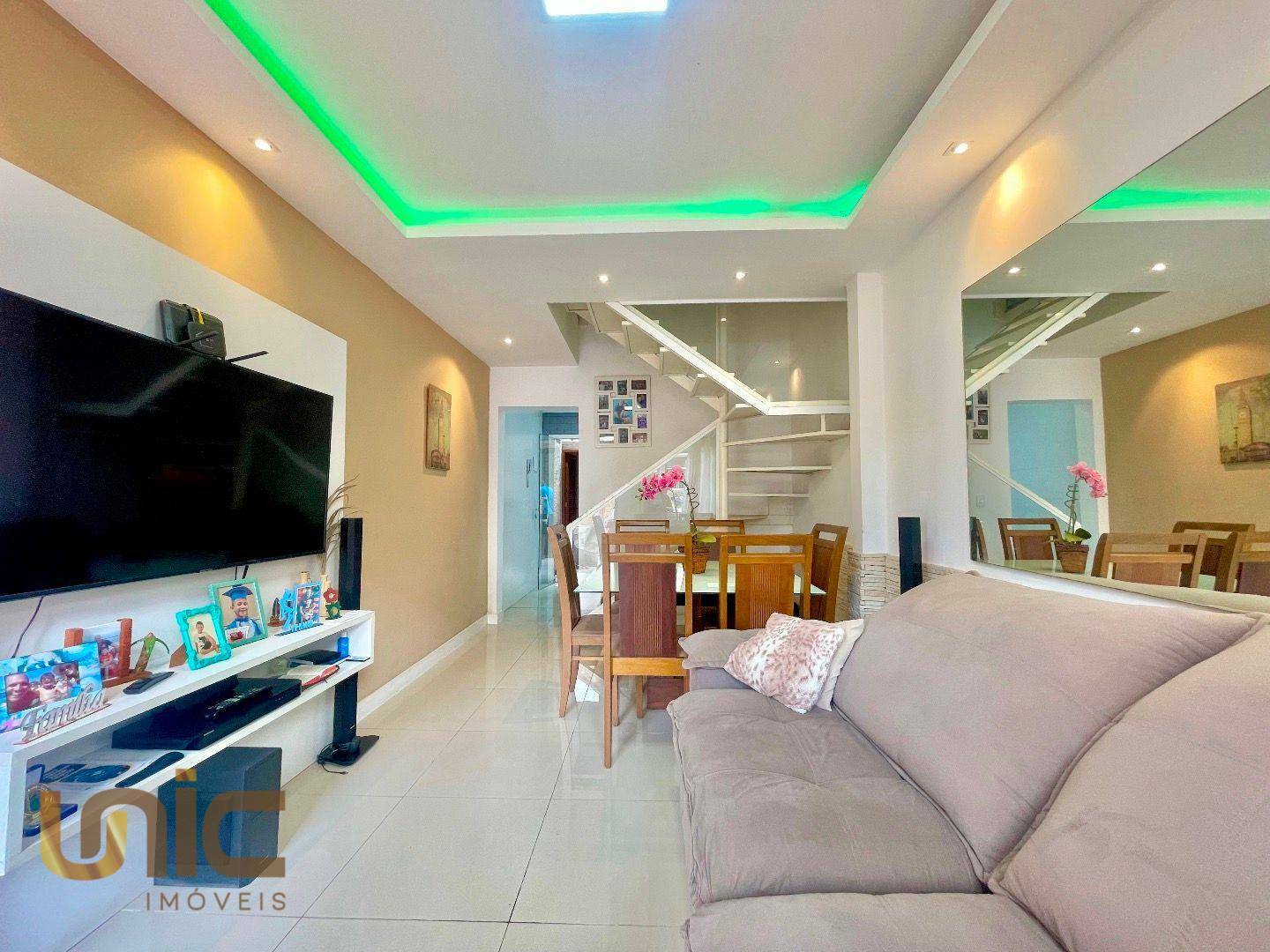 Casa de Condomínio à venda com 3 quartos, 57m² - Foto 1