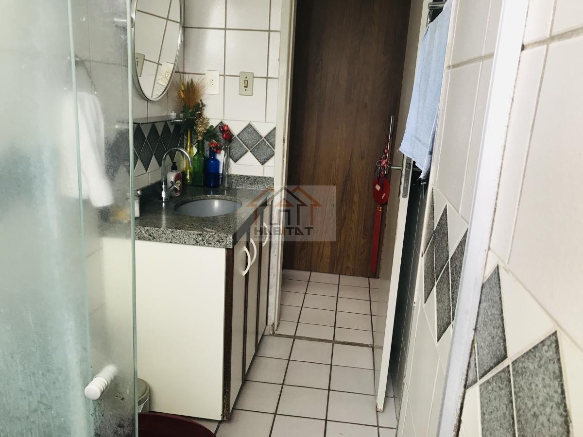 Apartamento à venda com 3 quartos, 81m² - Foto 11