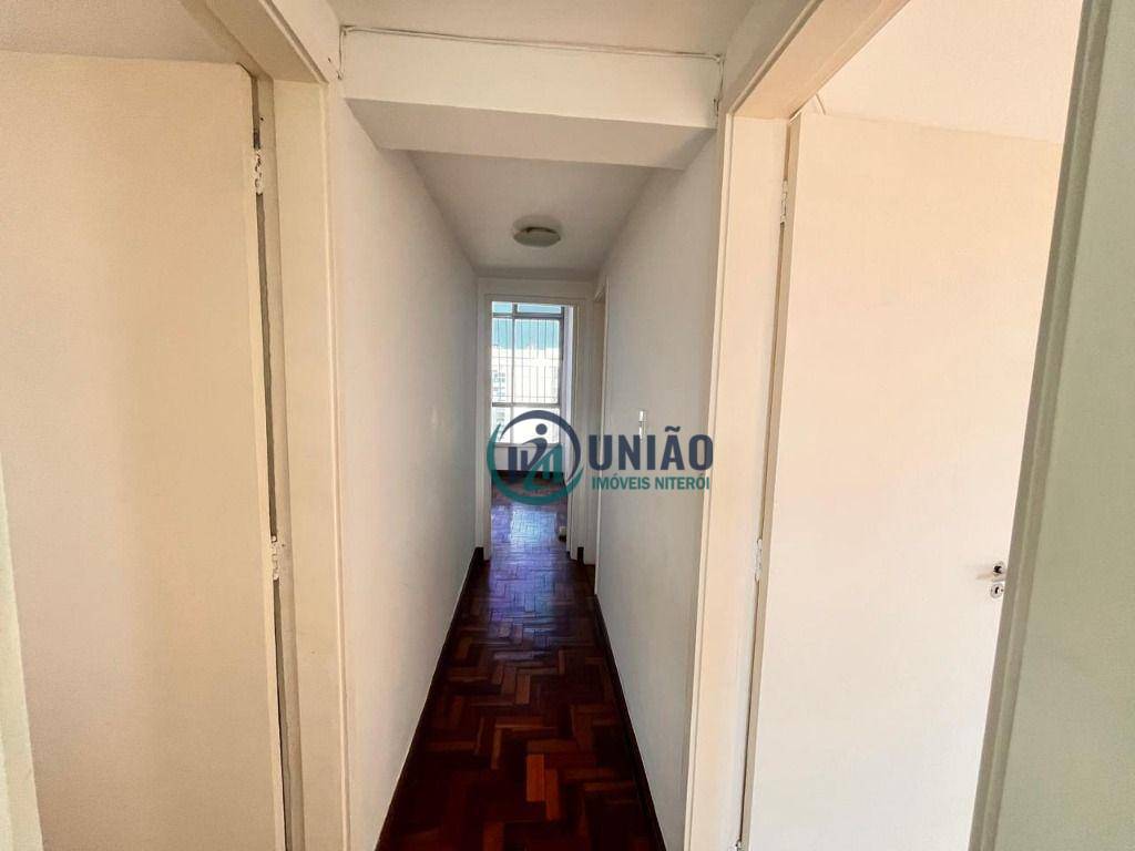 Apartamento à venda com 3 quartos, 130m² - Foto 10