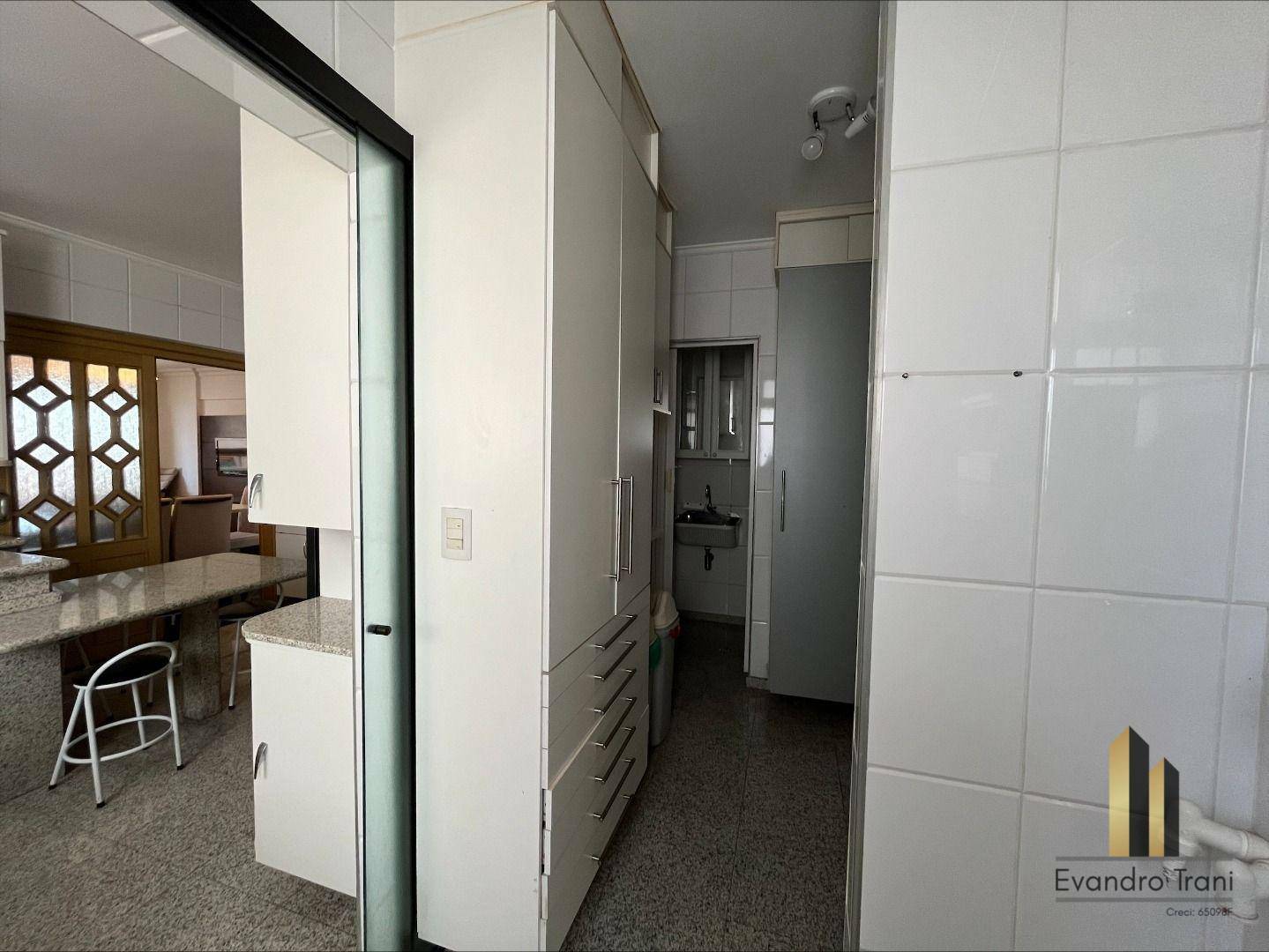 Apartamento à venda com 4 quartos, 144m² - Foto 21