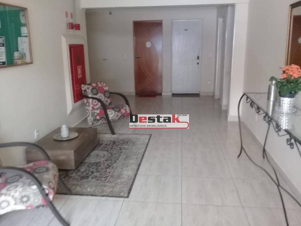 Apartamento à venda com 3 quartos, 62m² - Foto 17