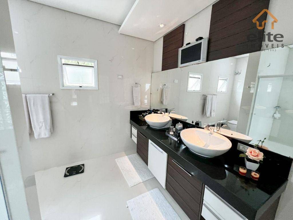 Casa de Condomínio à venda com 4 quartos, 704m² - Foto 27