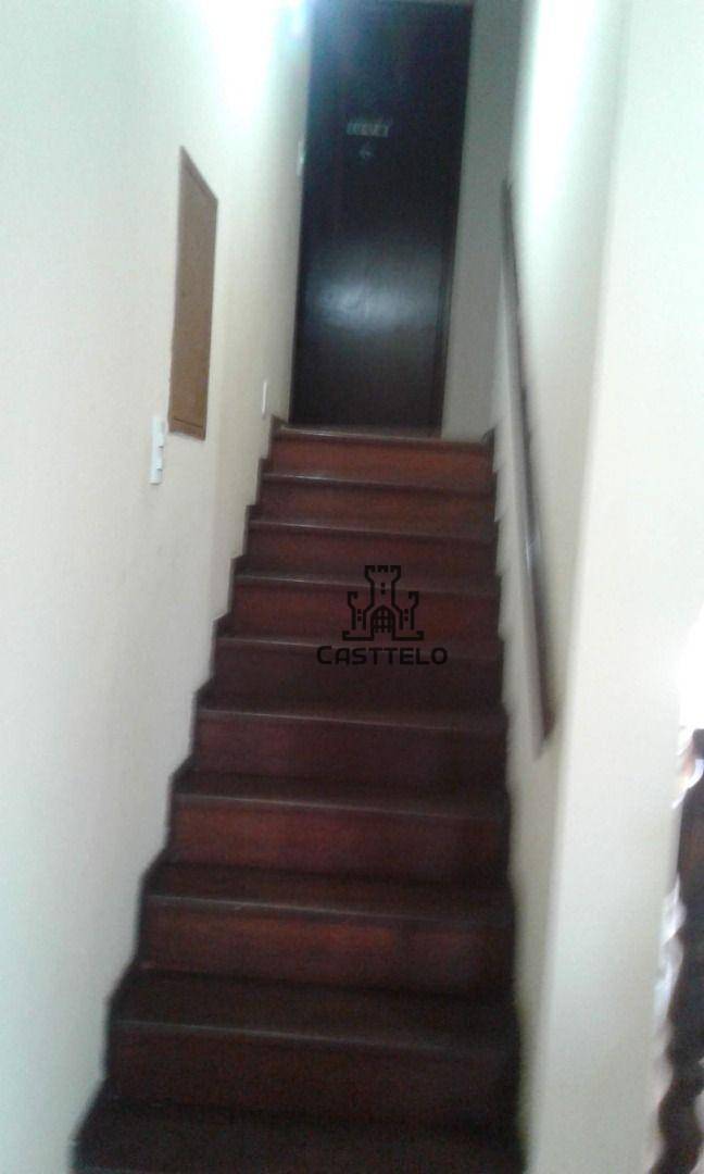 Sobrado à venda com 3 quartos, 290m² - Foto 15