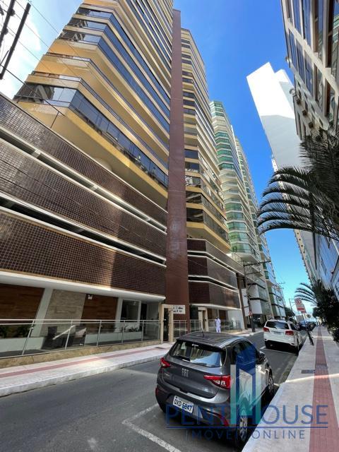 Apartamento à venda com 3 quartos, 223m² - Foto 41