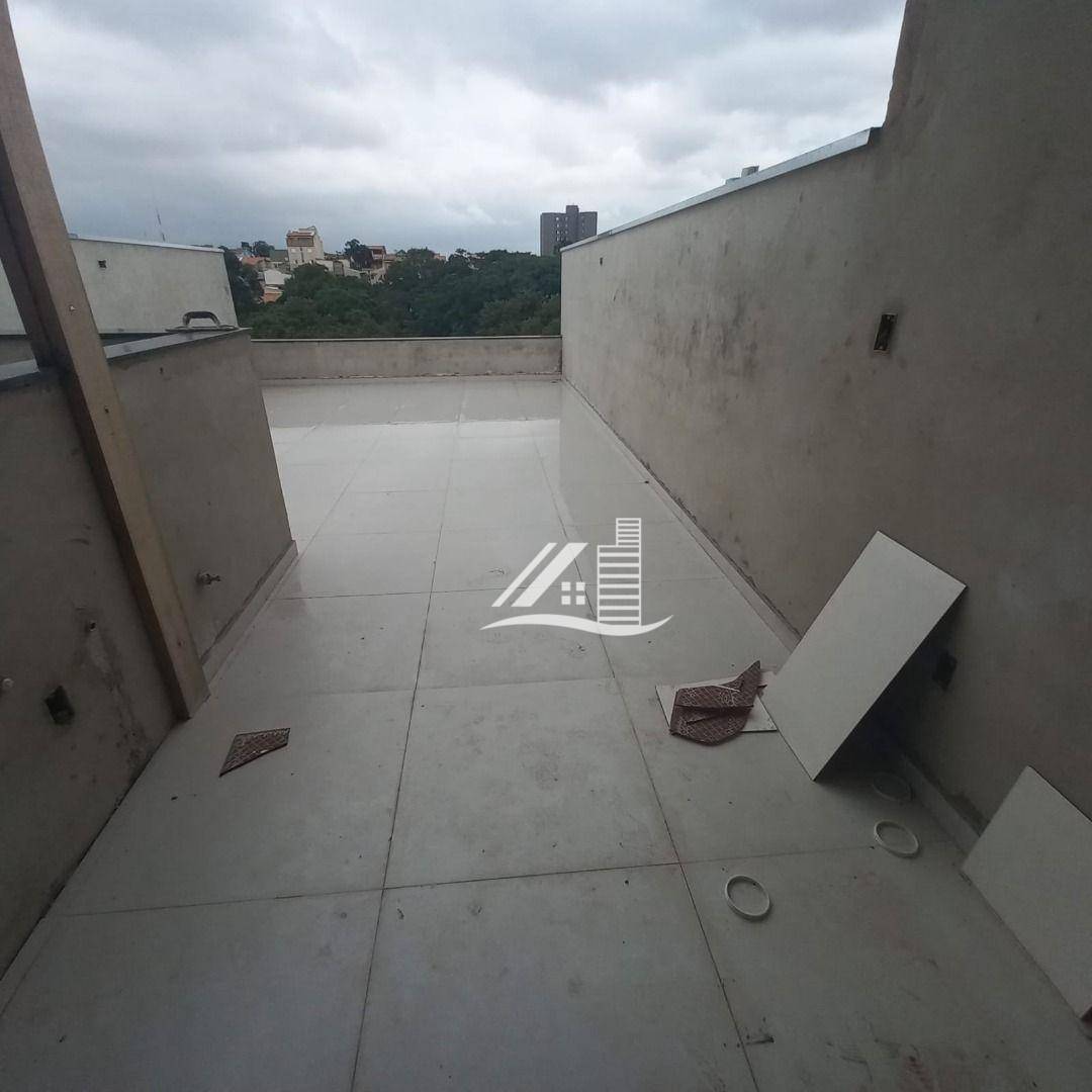 Cobertura à venda com 2 quartos, 100m² - Foto 3