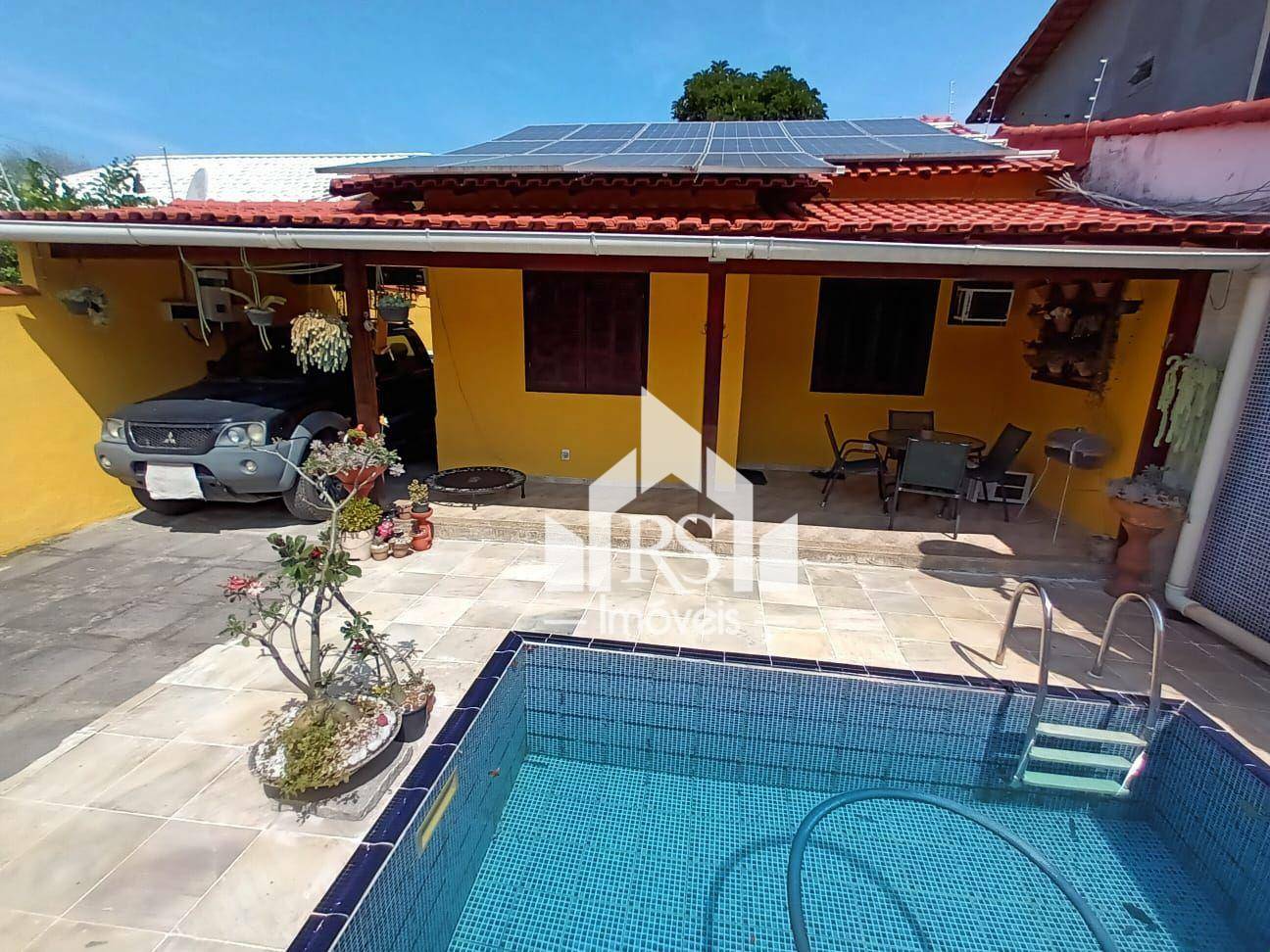 Casa de Condomínio à venda com 3 quartos, 114m² - Foto 1