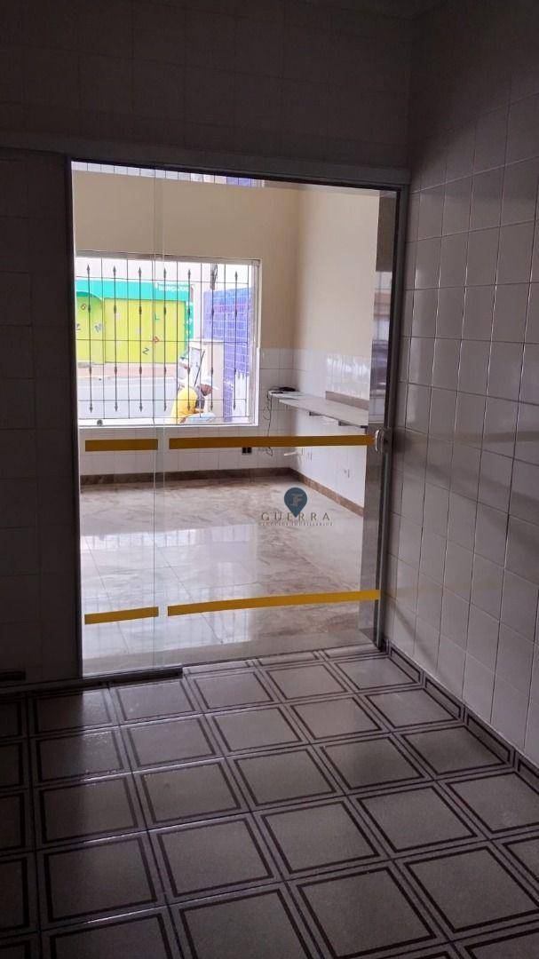 Casa para alugar com 8 quartos, 180m² - Foto 5