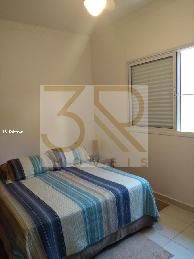 Casa à venda com 3 quartos, 340m² - Foto 11