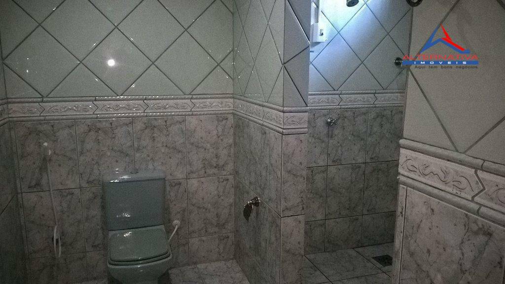 Casa à venda com 3 quartos, 250m² - Foto 4