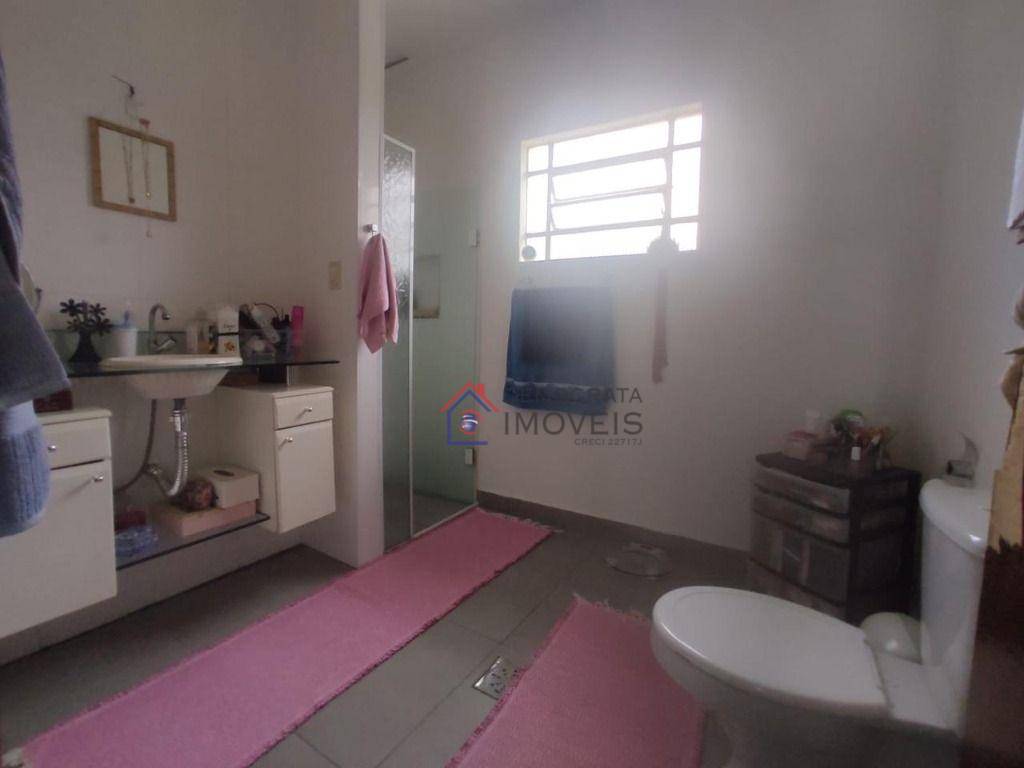 Sobrado à venda com 3 quartos, 237m² - Foto 16