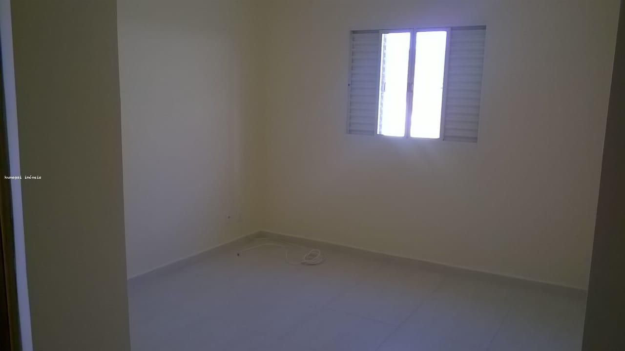 Casa à venda com 2 quartos, 150m² - Foto 6