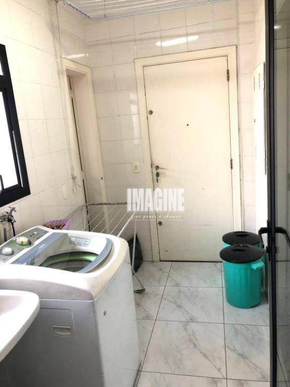 Apartamento à venda com 4 quartos, 160m² - Foto 10