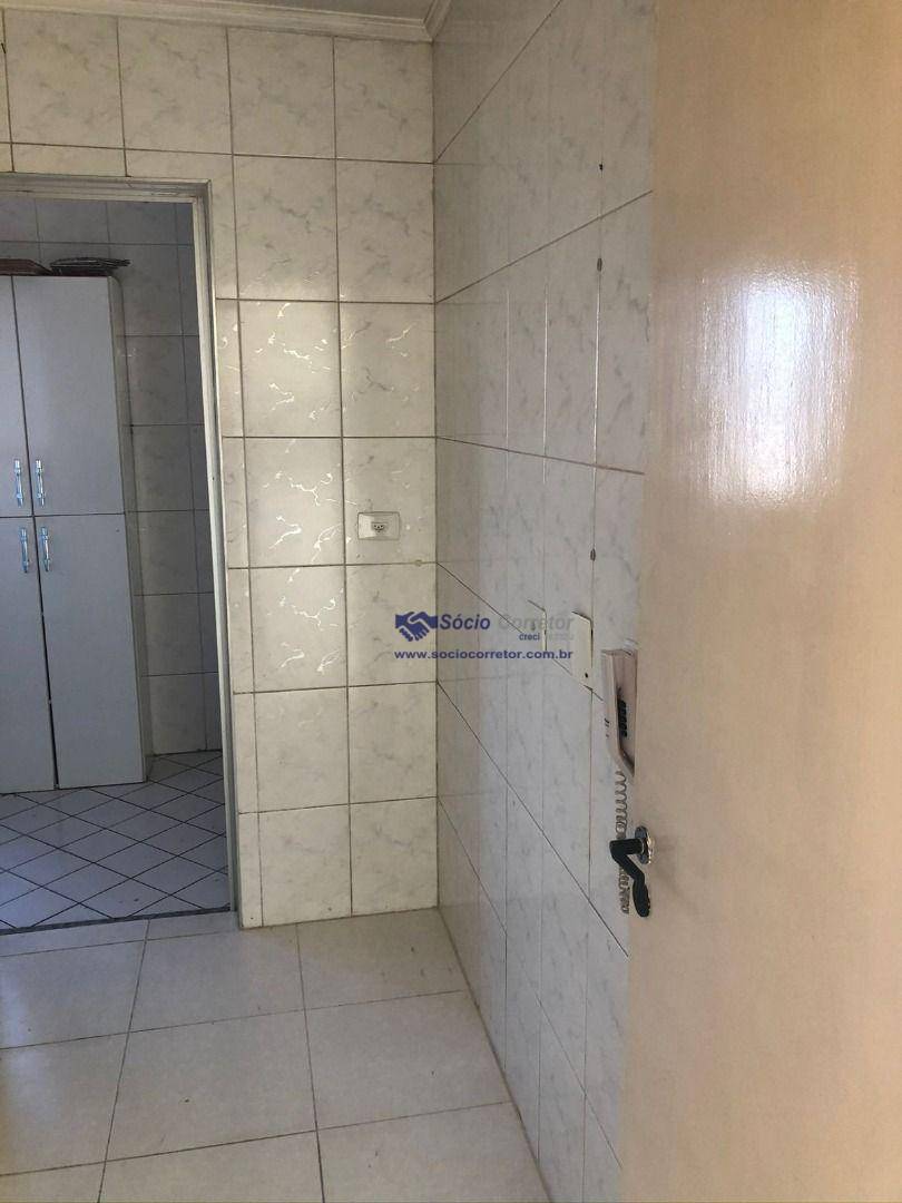 Apartamento à venda com 3 quartos, 70m² - Foto 28