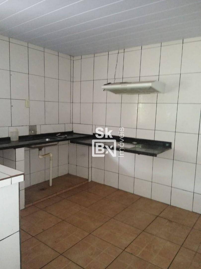 Casa, 3 quartos, 179 m² - Foto 1