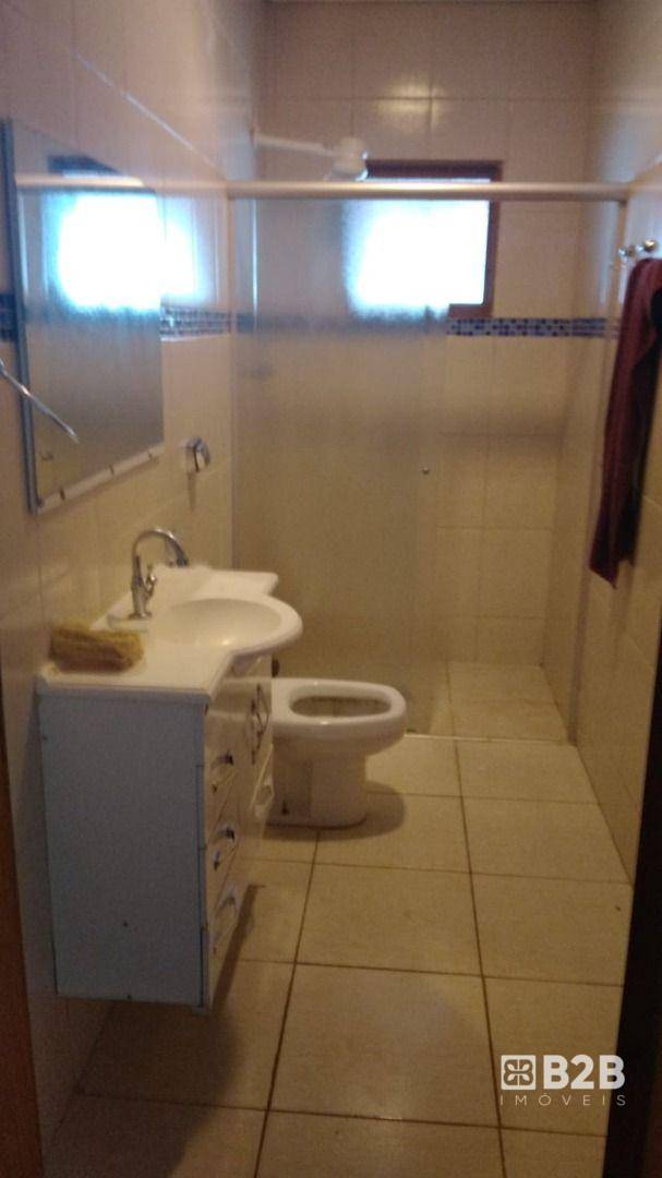 Chácara à venda com 3 quartos, 225m² - Foto 13