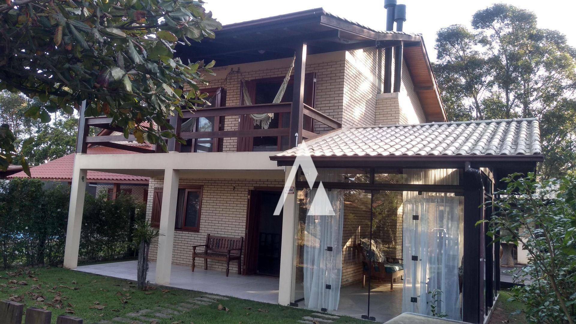 Casa de Condomínio à venda com 3 quartos, 200m² - Foto 2