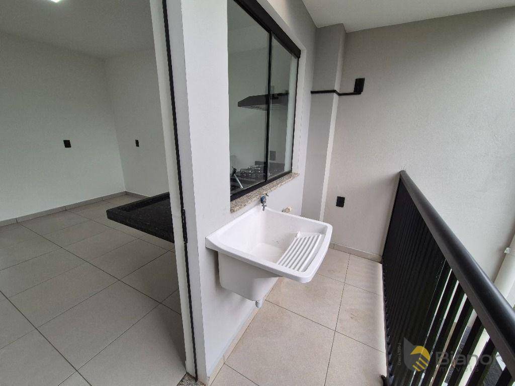 Casa à venda e aluguel com 2 quartos, 78m² - Foto 10